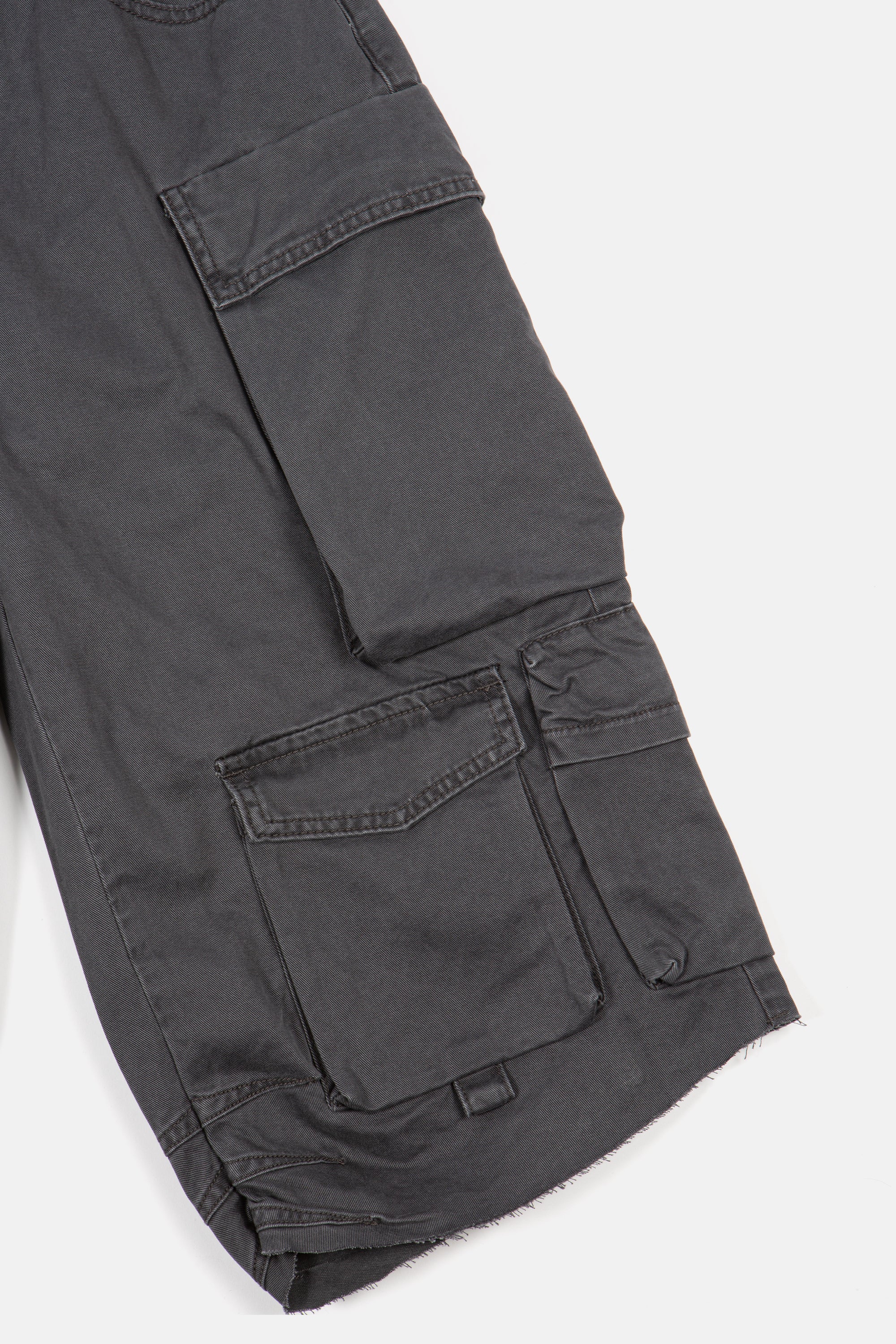 Short Grant - Image 5