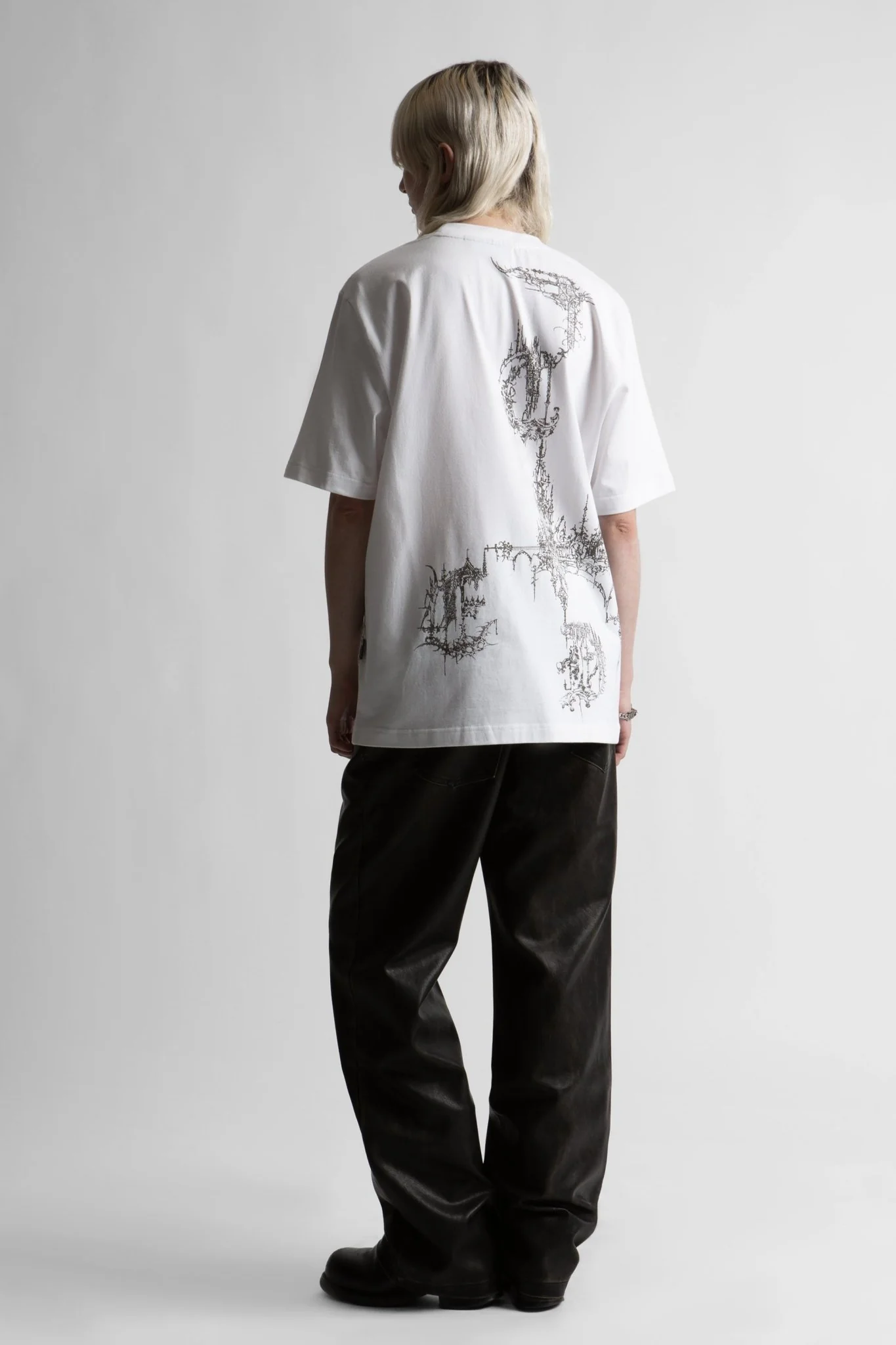 T-Shirt Stronghold - Image 4